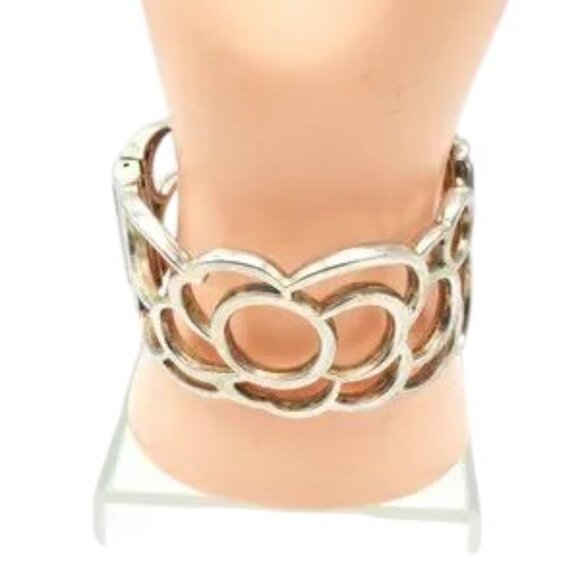 Vintage Geneva Quartz Rhinestone Clamper Watch - Picture 6 of 9